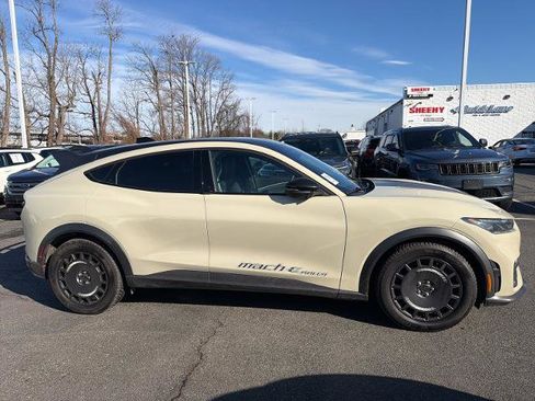 Certified 2025 Ford Mustang Mach-E GT image 2