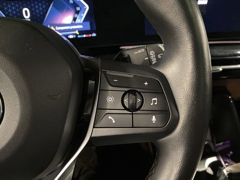 Used 2023 BMW X1 xDrive28i w/ Premium Package image 17