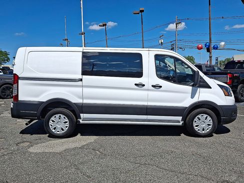 Certified 2025 Ford Transit 250 Low Roof w/ Exterior Upgrade Package RWD image 32