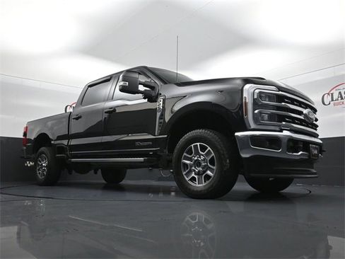Used 2024 Ford F250 Lariat image 28