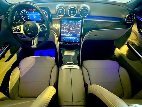 Certified 2023 Mercedes-Benz C 300 4MATIC Sedan image 13