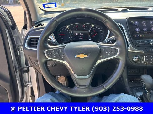 Used 2022 Chevrolet Equinox LT FWD image 12