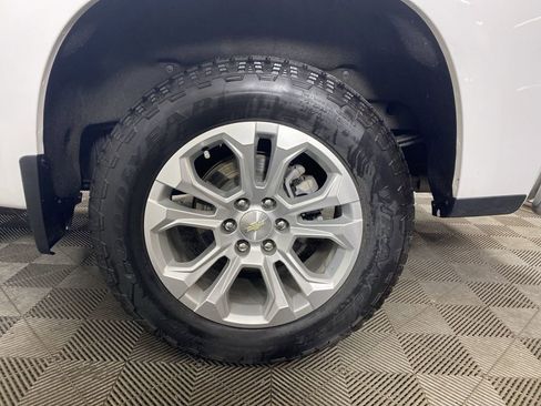 Used 2023 Chevrolet Silverado 1500 LTZ image 35