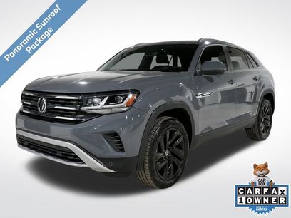 Used 2022 Volkswagen Atlas Cross Sport SE w/ Panoramic Sunroof Package