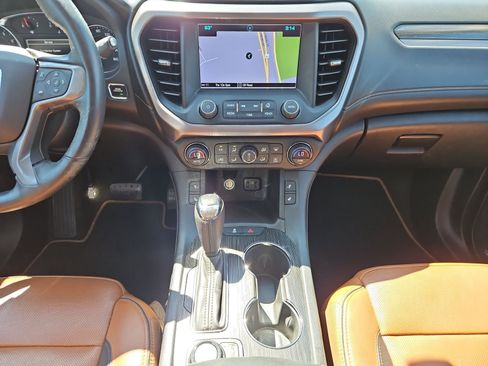 Used 2017 GMC Acadia SLT AWD/4WD image 11