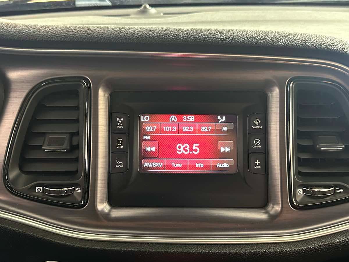Used 2017 Dodge Challenger R/T RWD image 29