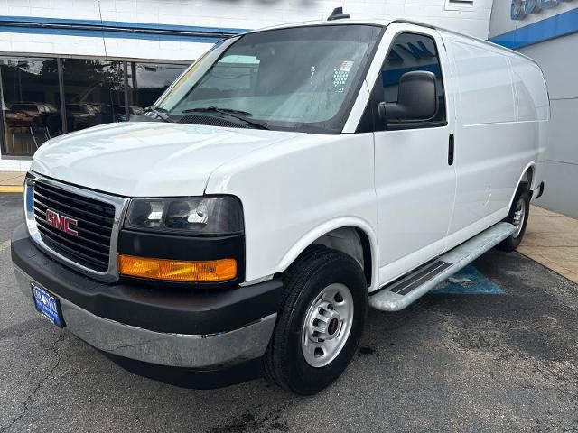 Used 2025 GMC Savana 2500 w/ Driver Convenience Package RWD image 1