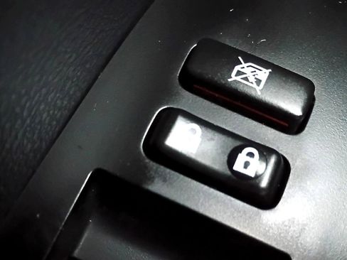 Used 2015 Toyota Tundra SR5 image 47