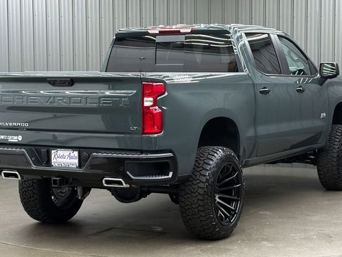 Used 2026 Chevrolet Silverado 1500 LT Trail Boss w/ LT Trail Boss Premium Package AWD/4WD image 5
