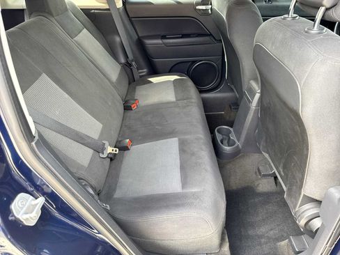 Used 2015 Jeep Patriot Latitude AWD/4WD image 19