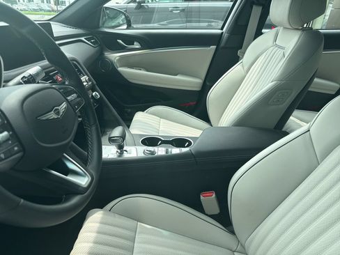 Used 2025 Genesis G70 2.5T w/ Sport Prestige Package AWD/4WD image 14