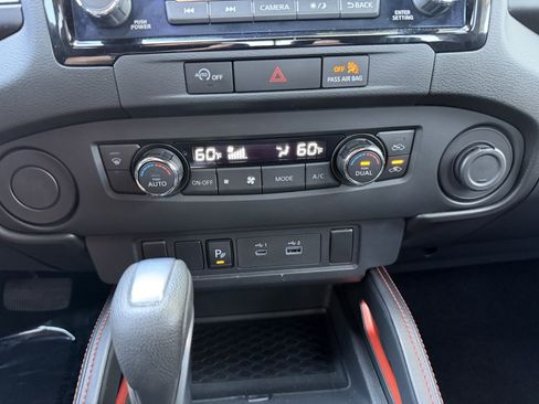 Used 2024 Nissan Frontier Pro-X w/ Technology Package RWD image 27