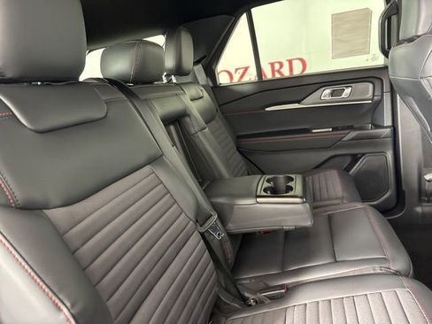 New 2026 Ford Explorer ST-Line image 25