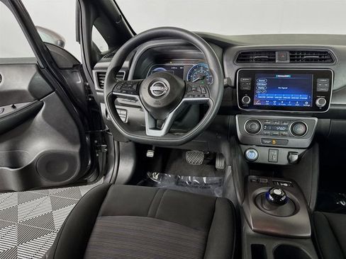 Certified 2023 Nissan Leaf S image 22