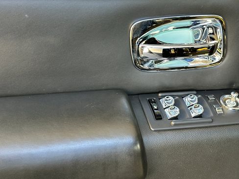 Certified 2008 Rolls-Royce Phantom Sedan image 12