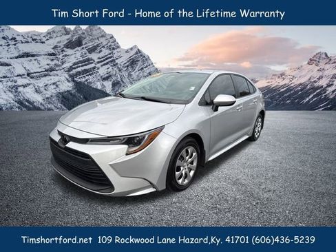 Used 2025 Toyota Corolla LE image 1