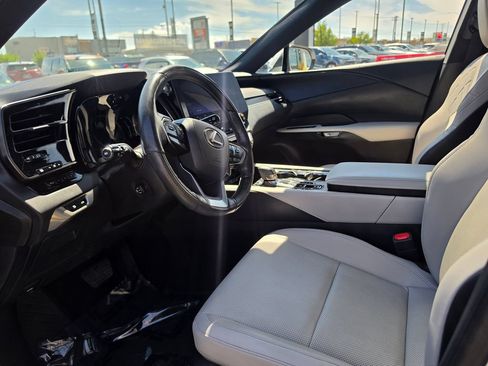 Used 2023 Lexus RX 350 Premium w/ Cold Area Package AWD/4WD image 9
