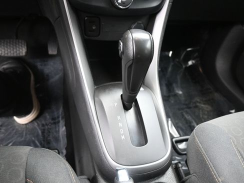 Used 2018 Chevrolet Trax LS image 14