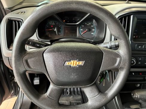 Used 2019 Chevrolet Colorado W/T RWD image 15