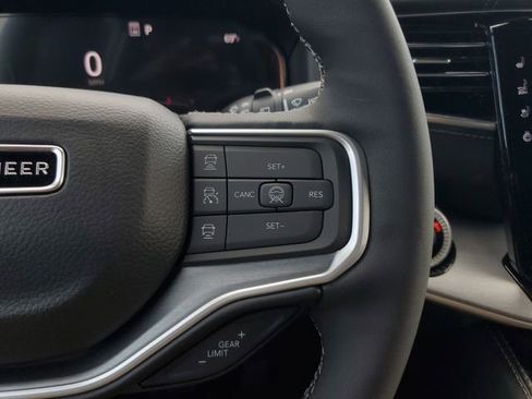 New 2026 Jeep Grand Wagoneer Limited AWD/4WD image 26