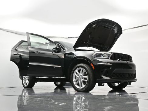 Used 2024 Dodge Durango GT image 53