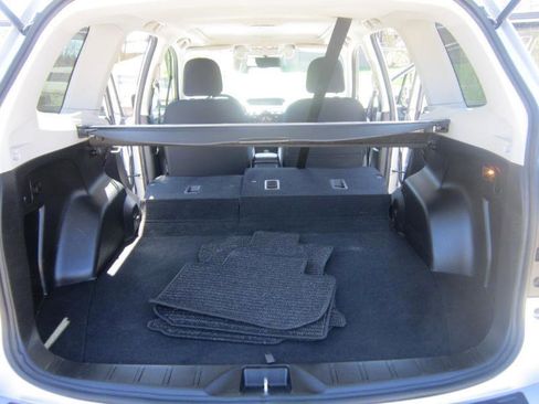 Used 2015 Subaru Forester 2.5i Premium image 31