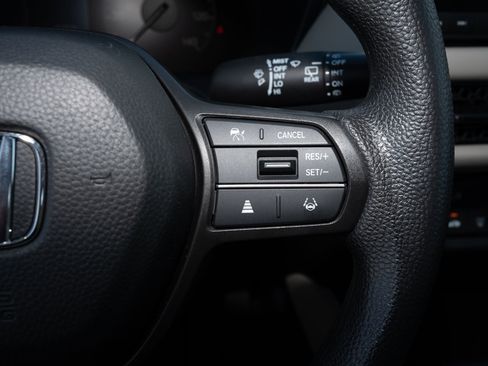 Certified 2024 Honda HR-V LX image 26