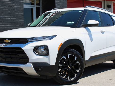 Used 2021 Chevrolet TrailBlazer LT FWD image 8