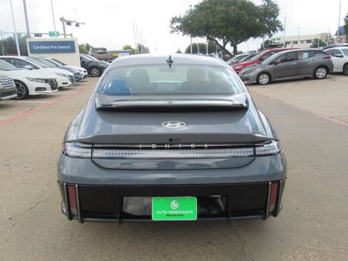 Used 2023 Hyundai Ioniq 6 SEL image 8