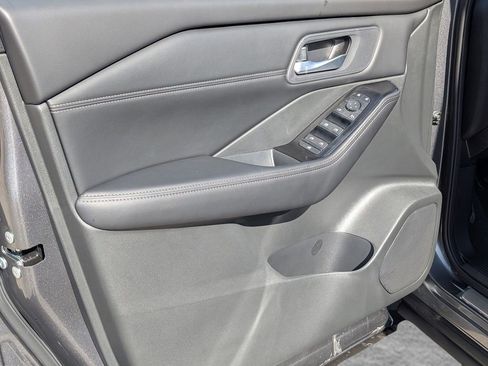 New 2026 Nissan Rogue SV FWD image 15