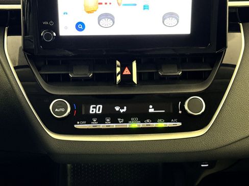 Used 2024 Toyota Corolla LE FWD image 21