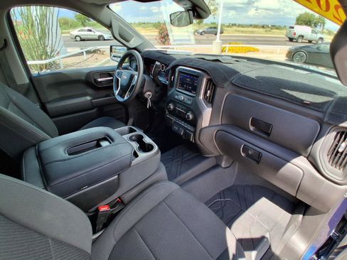 Used 2021 Chevrolet Silverado 1500 Custom w/ Safety Confidence Package RWD image 29