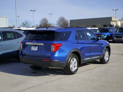 Used 2021 Ford Explorer XLT image 5