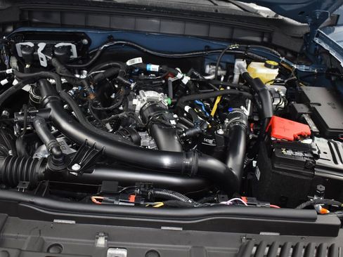 New 2025 Ford Bronco Outer Banks w/ Sasquatch Package AWD/4WD image 19