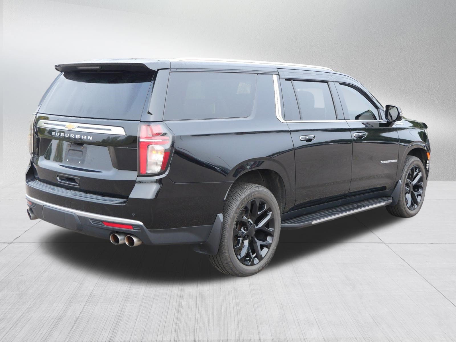 Used 2021 Chevrolet Suburban High Country AWD/4WD image 7