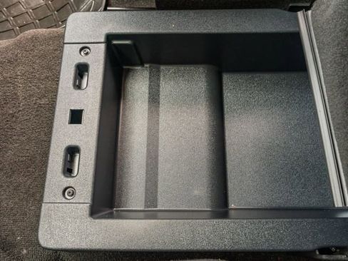 Used 2022 Ford F150 XLT w/ XTR Package image 31