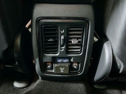 Used 2020 Dodge Durango R/T w/ Blacktop Package image 36