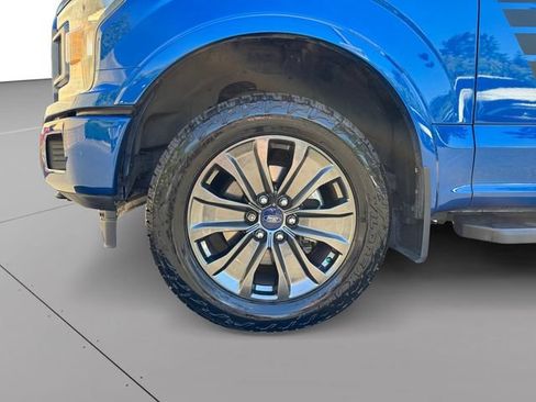 Used 2018 Ford F150 XLT w/ Equipment Group 302A Luxury AWD/4WD image 9