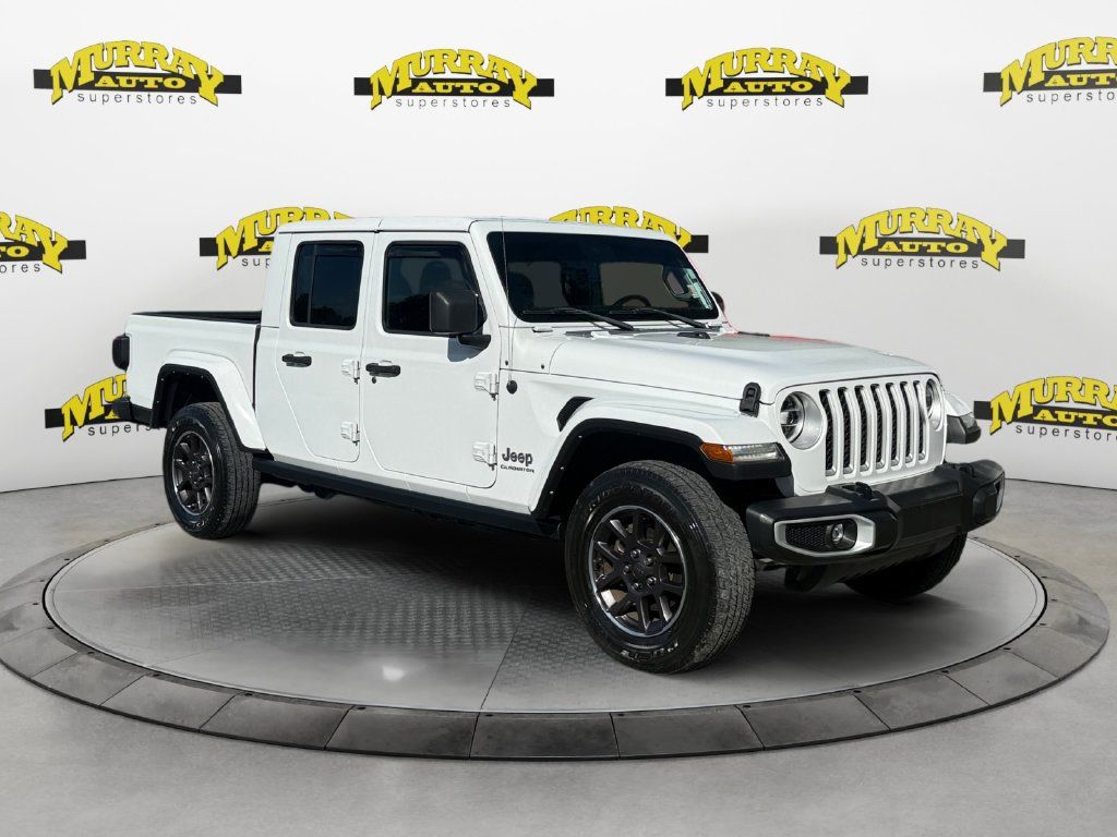 Used 2022 Jeep Gladiator Overland w/ LED Lighting Group AWD/4WD image 7