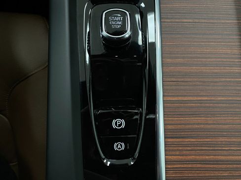 Used 2024 Volvo XC60 T8 Plus w/ Climate Package image 26