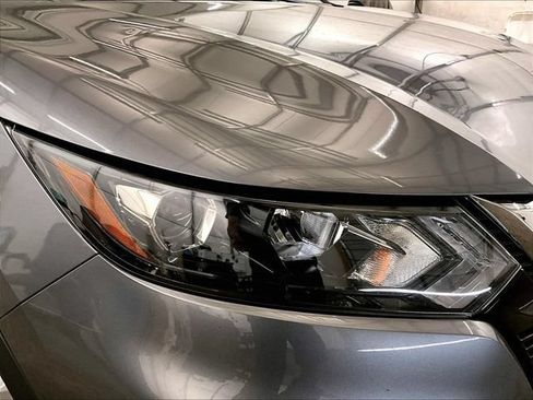 Used 2020 Nissan Rogue Sport SV AWD/4WD image 27