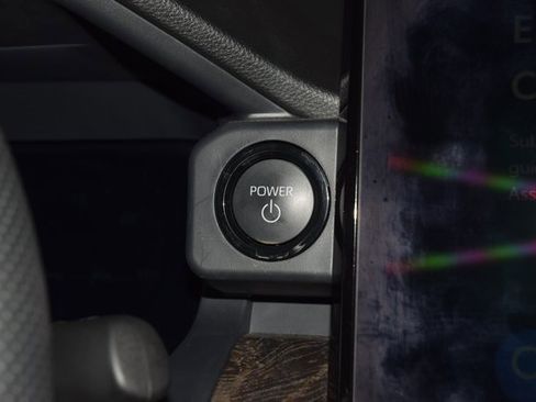 Used 2024 Toyota Tacoma Limited image 35