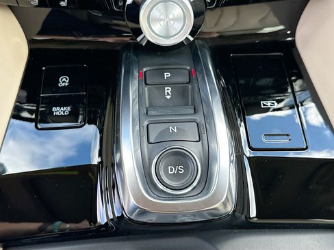 Used 2022 Acura MDX FWD image 16