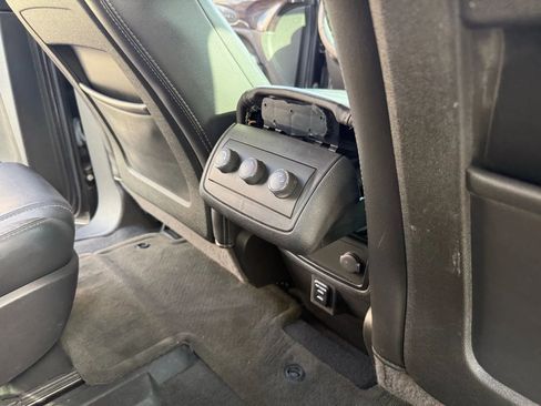 Used 2015 Buick Enclave Leather image 23