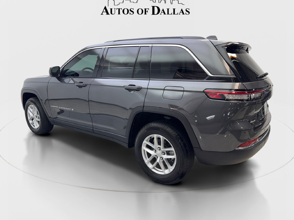 Used 2025 Jeep Grand Cherokee Laredo X AWD/4WD image 10