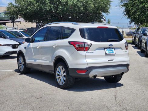 Used 2017 Ford Escape Titanium FWD image 5