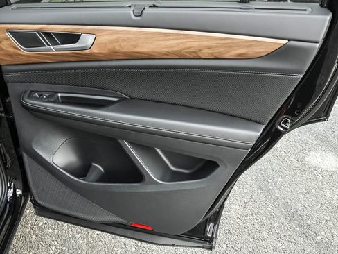 New 2026 Volkswagen Atlas SE image 36