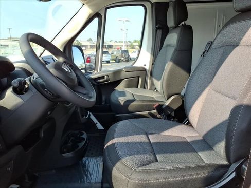 New 2026 RAM ProMaster 1500 w/ Convenience Group FWD image 8
