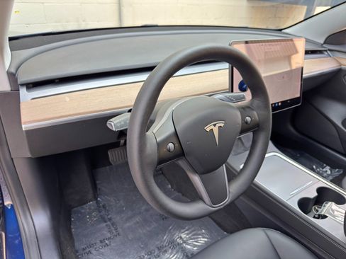 Used 2021 Tesla Model 3 Long Range AWD/4WD image 14