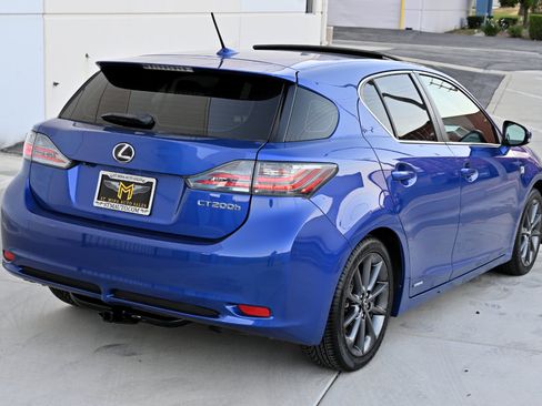 Used 2013 Lexus CT 200h w/ F Sport Pkg w/Nuluxe Trim FWD image 7